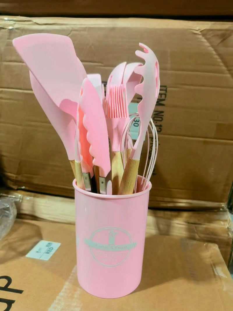 Kit Completo de Utensílios de Cozinha em Silicone – 12 Peças com Cabo de Madeira
