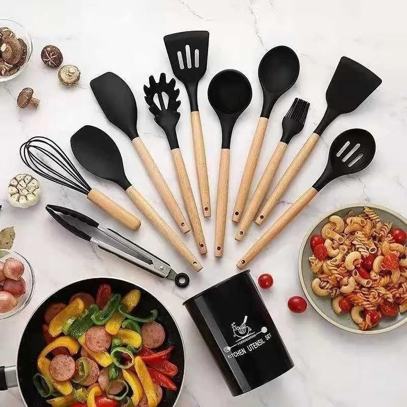 Kit Completo de Utensílios de Cozinha em Silicone – 12 Peças com Cabo de Madeira