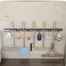 Suporte de Parede para Vassouras e Rodos – Organização Prática e Segura!